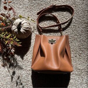 Lulu's Tan Leather Shoulder Bag